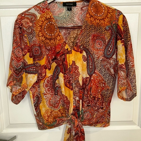 Karen Kane Orange and Red 3/4 Sleeve Tie Front Blouse - Picture 1 of 6